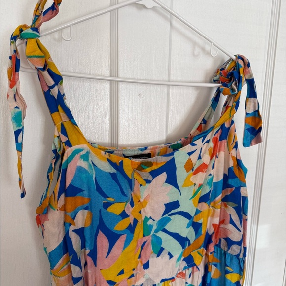 Floral Multicolor Maxi Dress - Picture 2 of 6